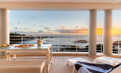 Victoria Azure Apartment